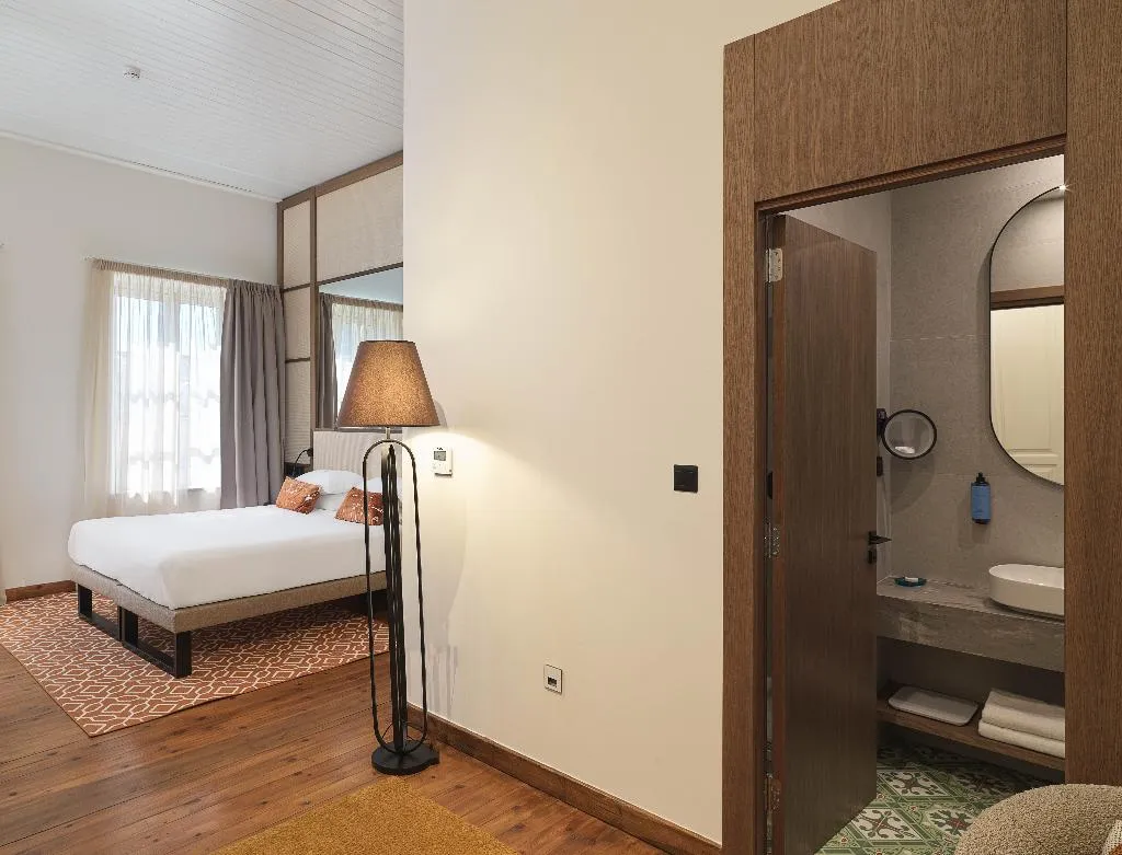 DOUBLE STANDARD Room, Leonardo Boutique Hotel Larnaca, Cyprus