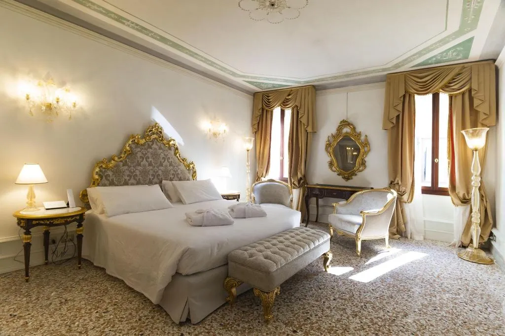 Room, Cà Bonfadini Historic Experience, Venice