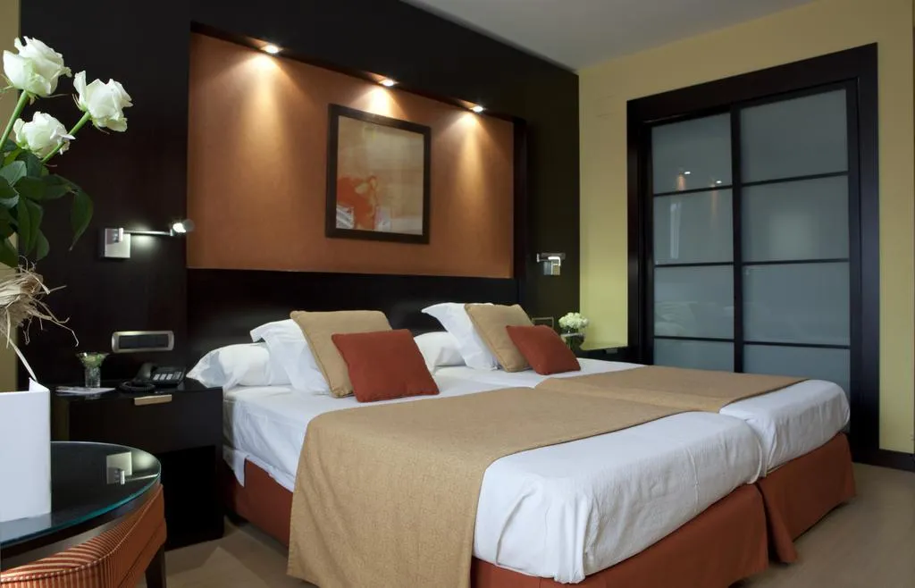 FAMILY ROOM STANDARD Room, Intelier Rosa, Valencia