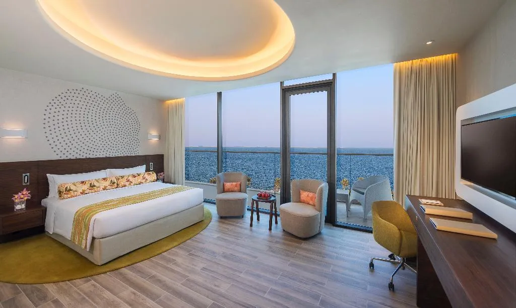 Double or Twin CLUB SEA VIEW Room, The Retreat Palm Dubai MGallery by Sofitel, Dubai