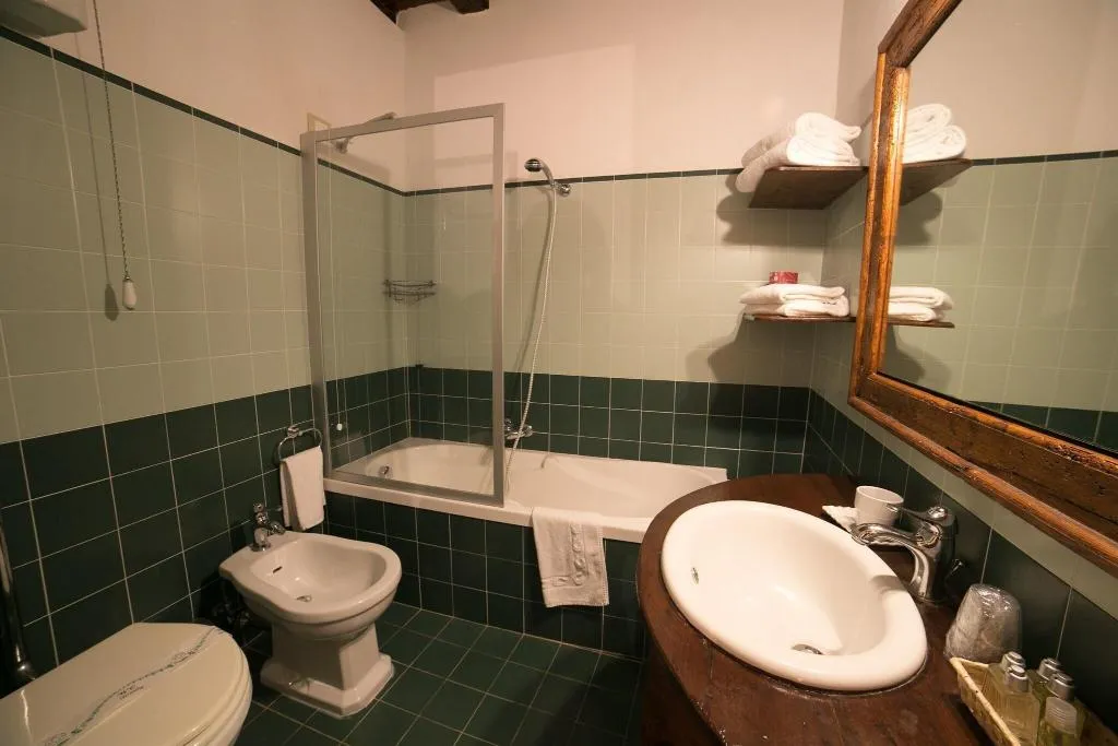 DOUBLE CLASSIC Room, Charme Henry S House, Catania