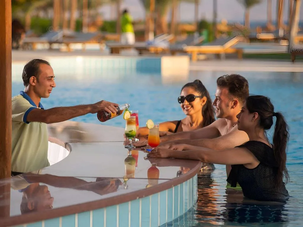 Bar, Movenpick Resort Taba, Red Sea Riviera