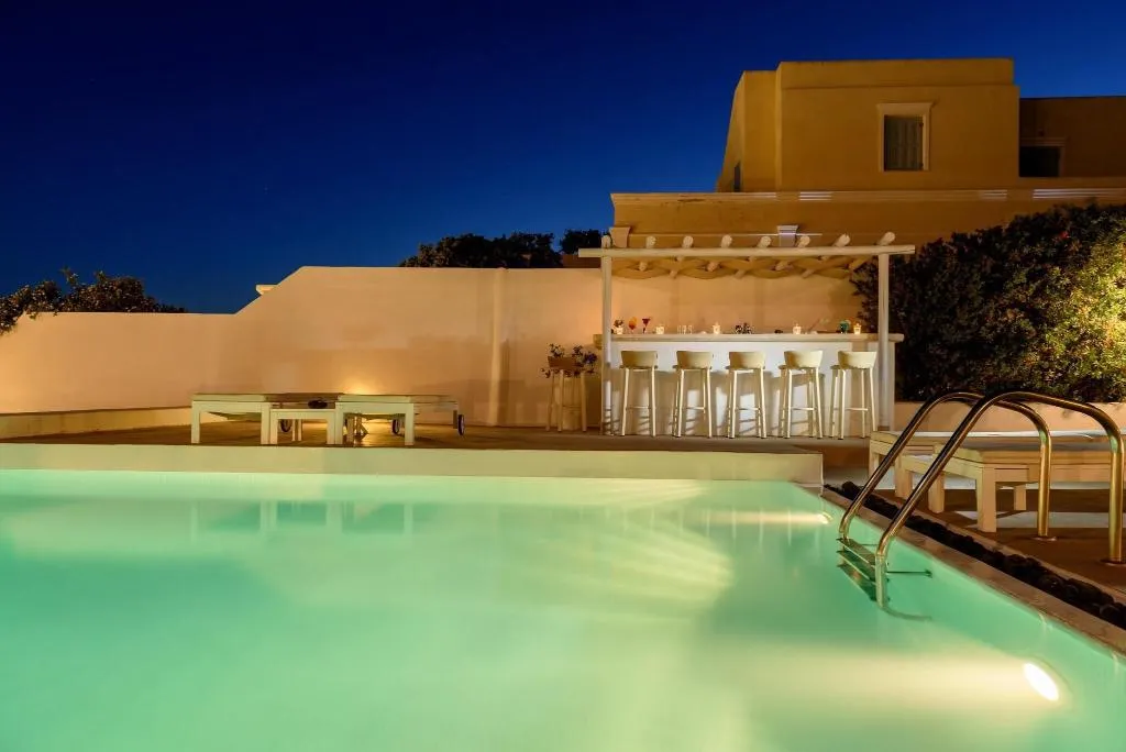 Pool, Aria Suites, Santorini