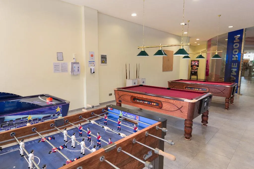 Sports and Entertainment, R2 Pajara Beach, Fuerteventura