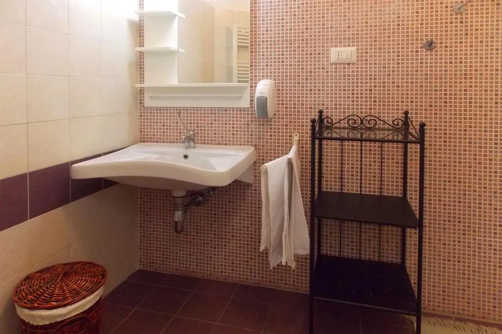 Room, Hostel Colours, Milan