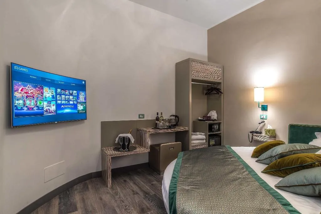 DOUBLE DELUXE QUEEN BED Room, Colonna Suite Del Corso, Rome