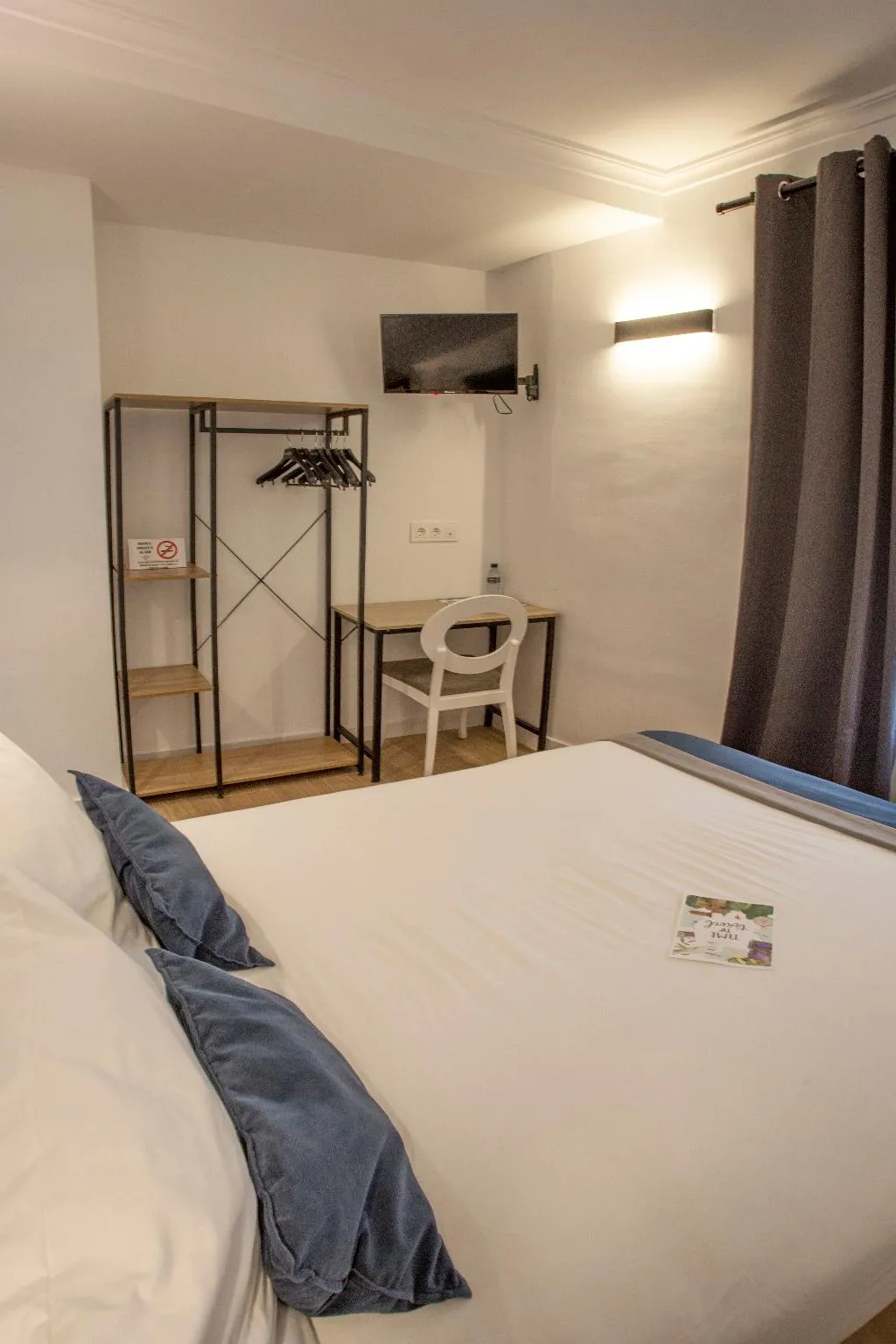 Room, Savoy Hostal, Costa Blanca