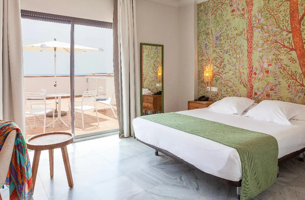 Room, Duque de Najera, Costa De La Luz