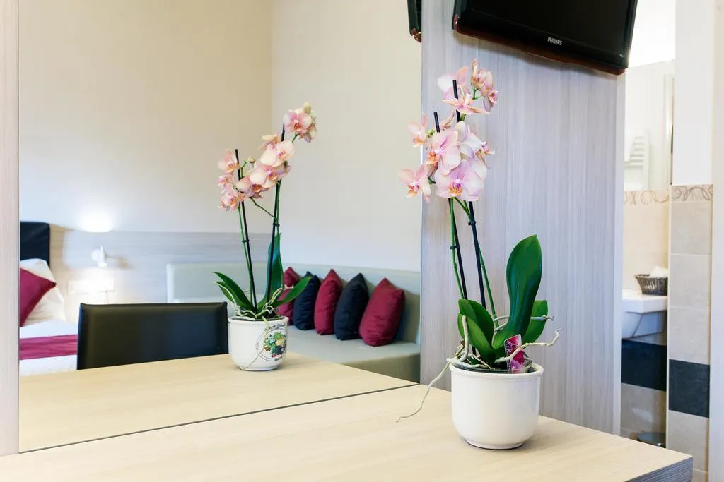 TRIPLE SUPERIOR Room, Hotel Los Angeles, Perugia