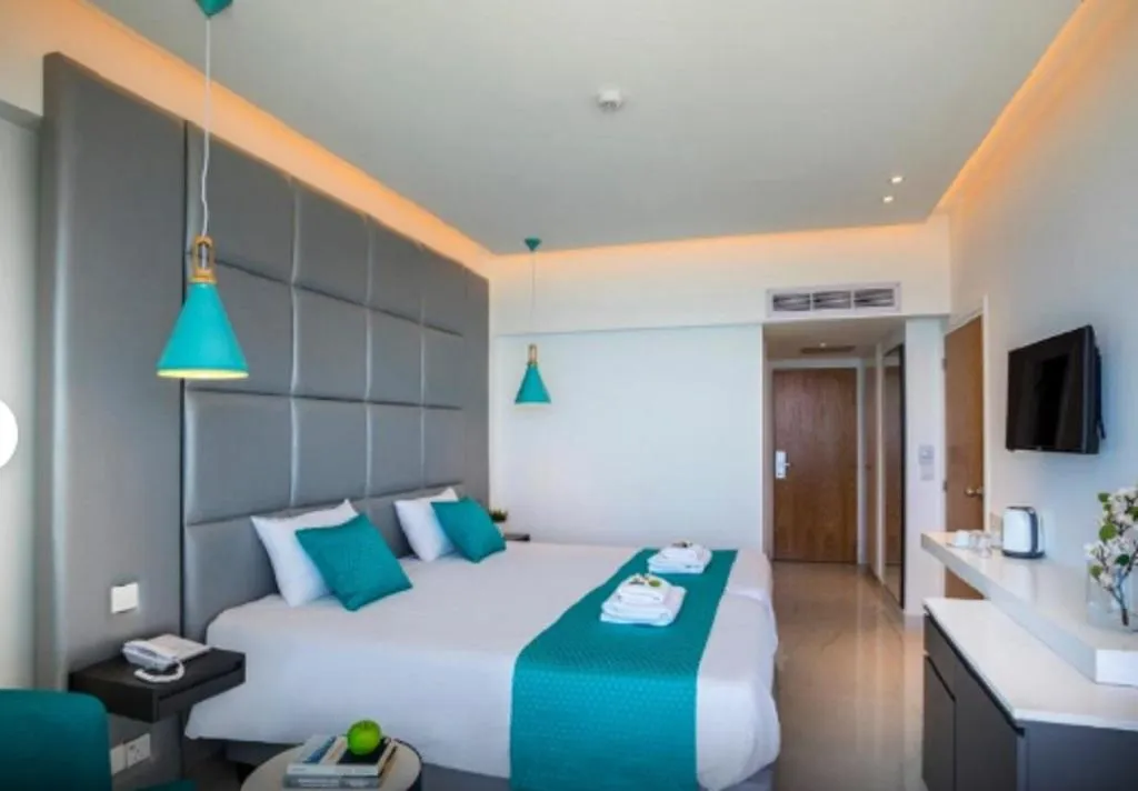SINGLE STANDARD Room, Silver Sands, Cyprus