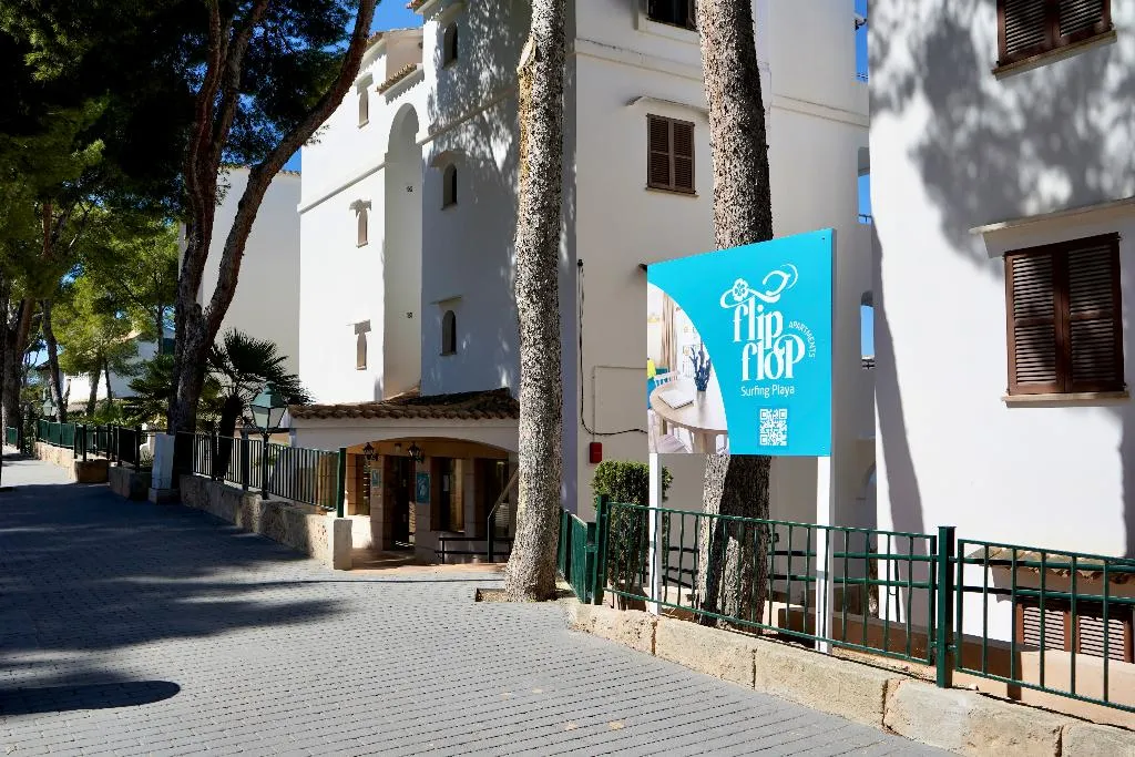 General view, Flip Flop Surfing Playa Apartments, Majorca