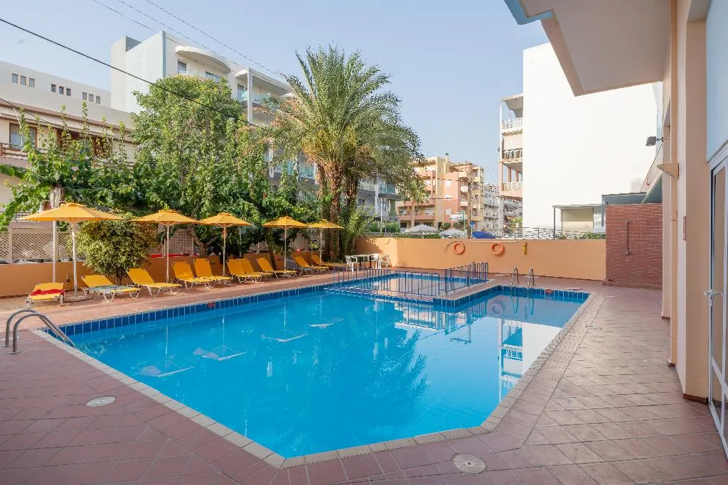 Pool, Lefkoniko Bay, Crete