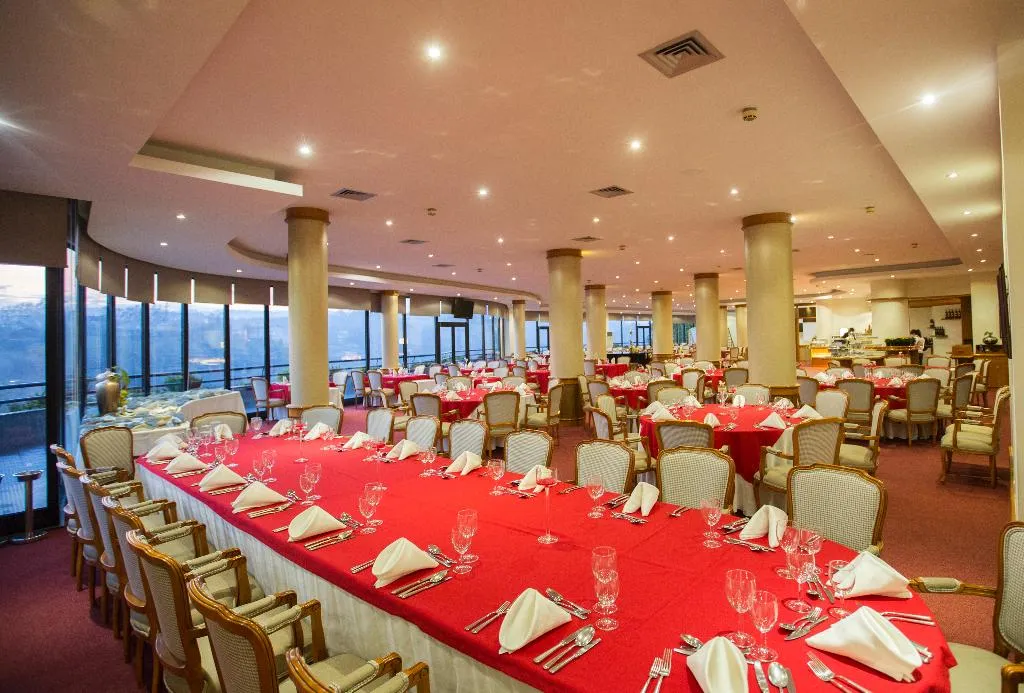 Restaurant, MiraCorgo, Porto
