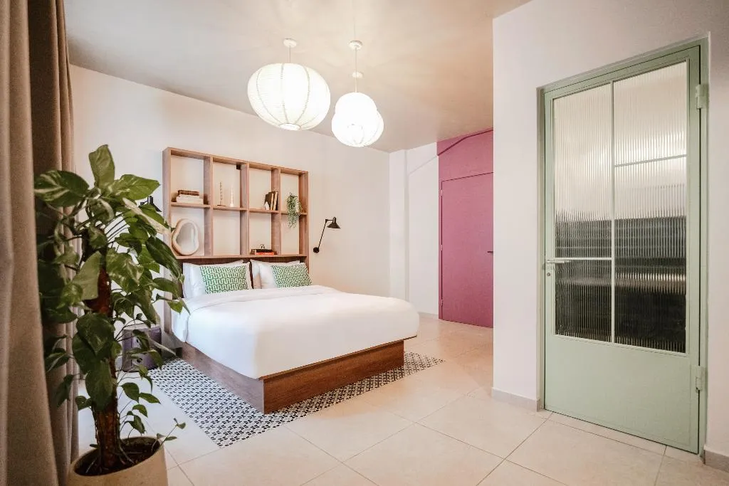 DOUBLE SUPERIOR WITH DOUBLE BED Room, Next Door Athens, Athens