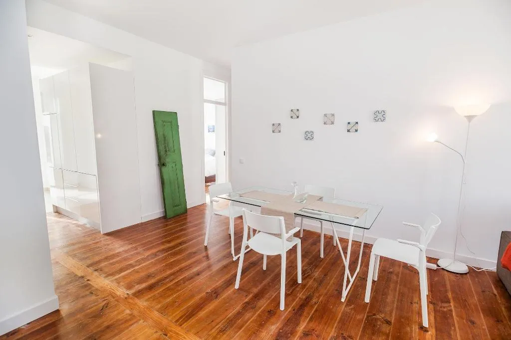 Room, The Lisbon-Way Apartments, Lisbon