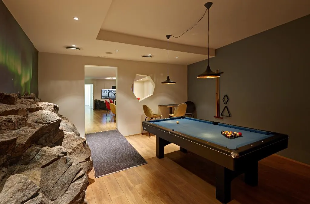 Sports and Entertainment, Hotel Klettur, Reykjavik