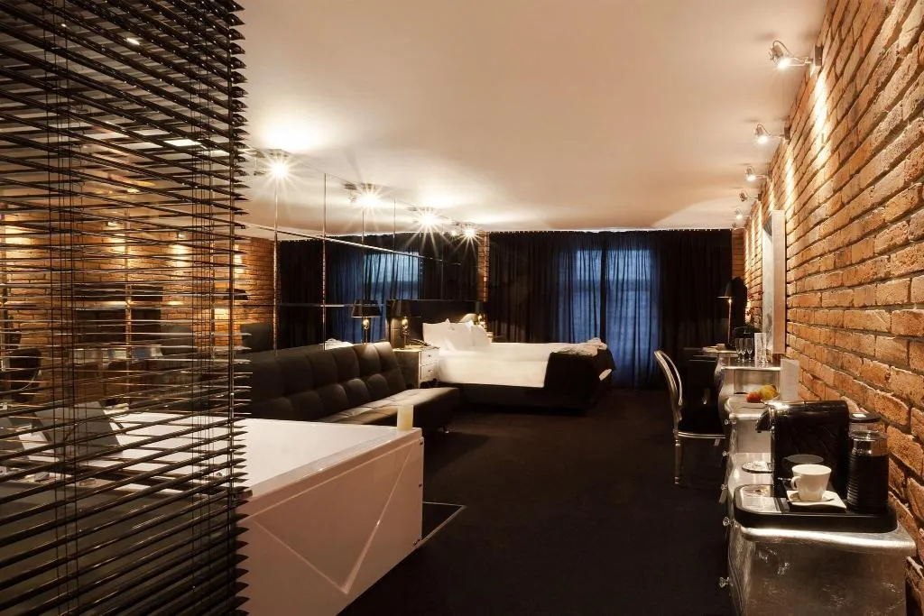 JUNIOR SUITE CITY VIEW Room, Betmanowska Main Square Residence, Krakow