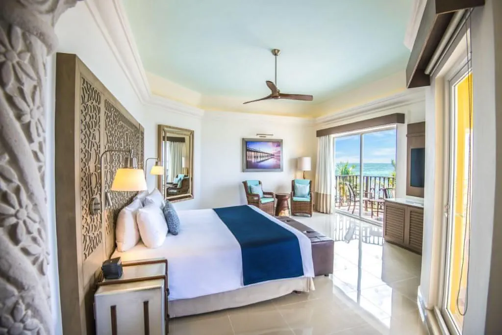 Room, Wyndham Alltra Playa del Carmen Adults Only All In, Playa Del Carmen