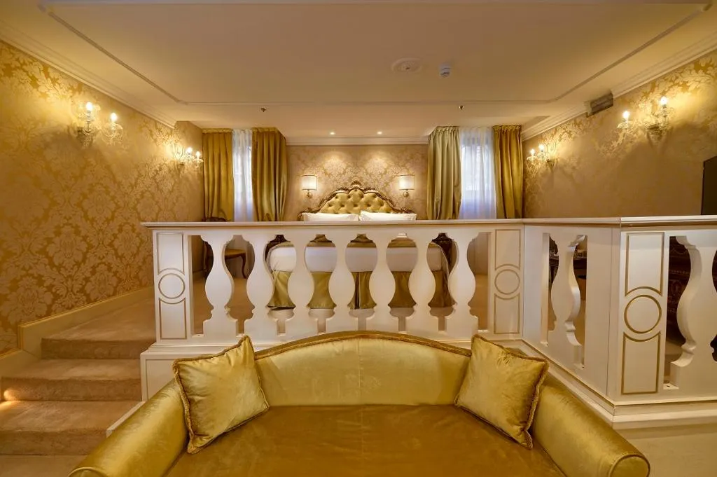 Double or Twin DELUXE Room, Ai Cavalieri Di Venezia, Venice