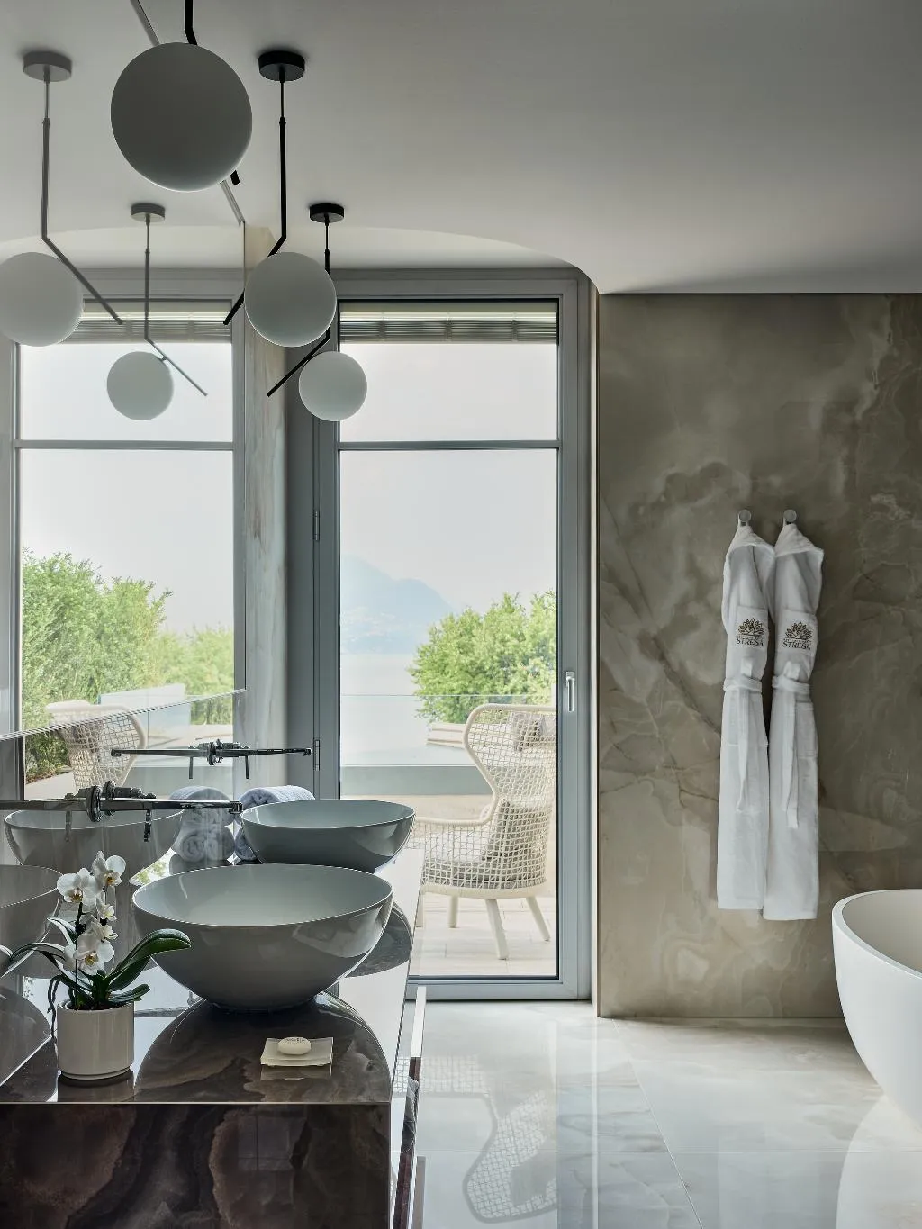 SUITE LAKE VIEW Room, Boutique Hotel Stresa, Milan