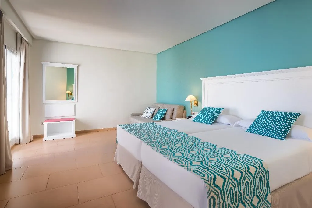 FAMILY ROOM SUPERIOR Room, Occidental Torremolinos Playa, Costa Del Sol