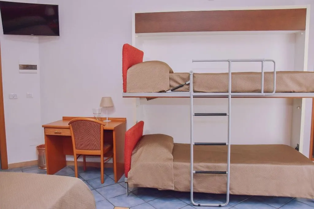 Room, Hotel Piccolo Sogno, Naples