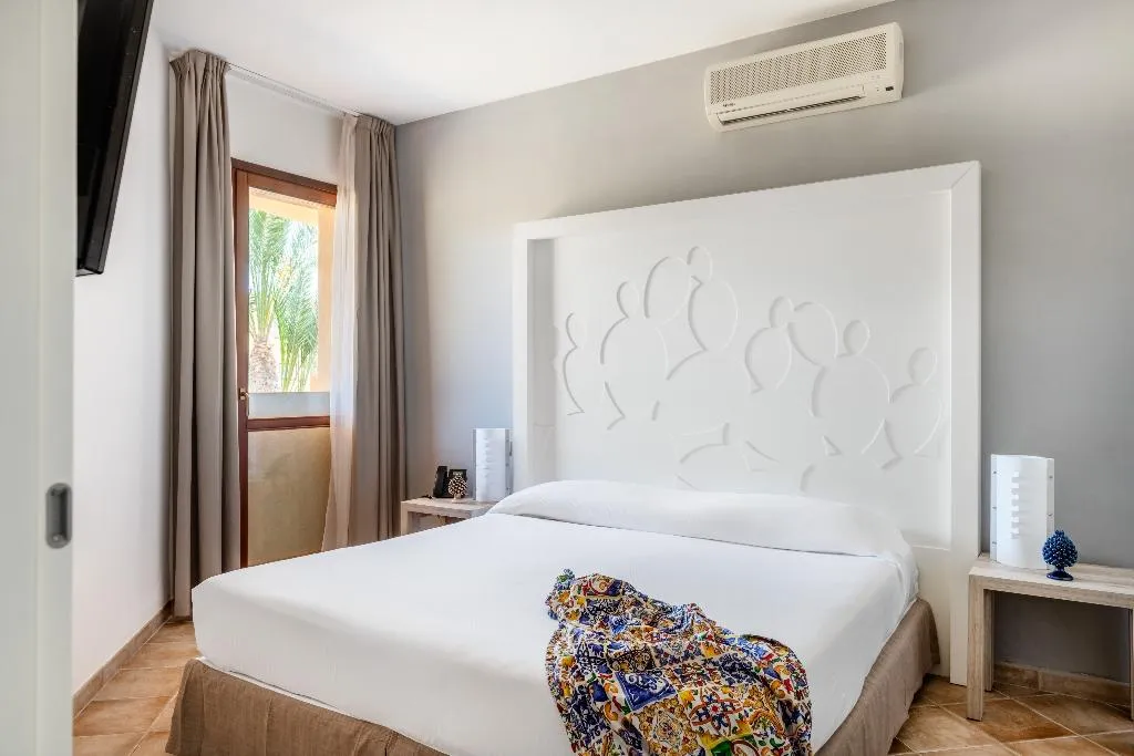 FAMILY ROOM COMFORT Room, VOI Arenella Resort, Catania