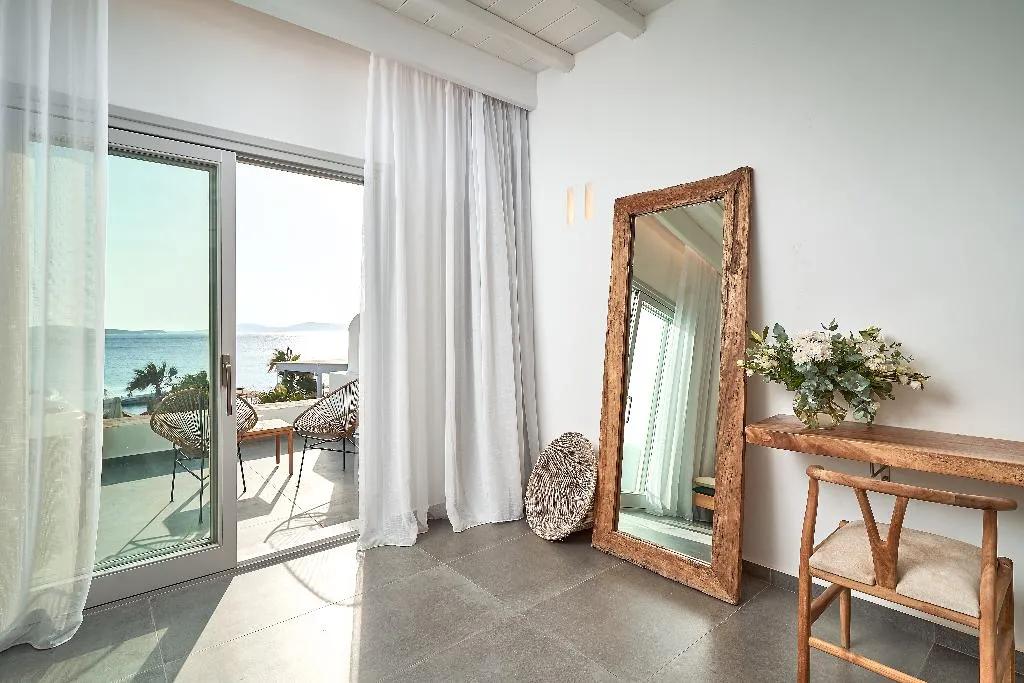 SUITE SEA VIEW CAPACITY 3 Room, Hippie Chic Mykonos, Mykonos