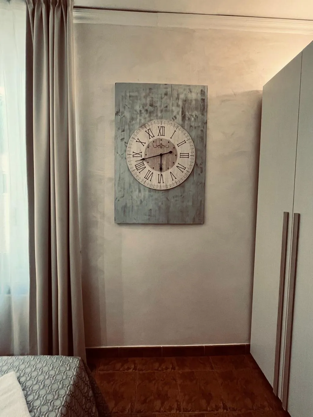 DOUBLE STANDARD Room, Alinari, Florence