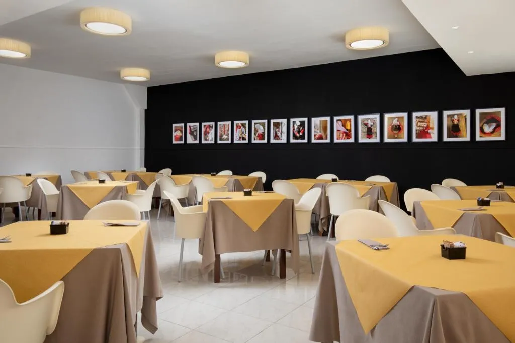 Restaurant, Hotel San Teodoro, Olbia