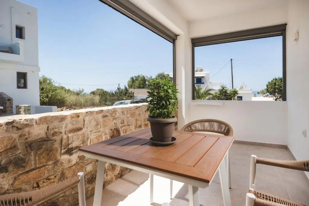 SUITE DELUXE WITH TERRACE Room, Axopetra Boutique Hotel, Mykonos