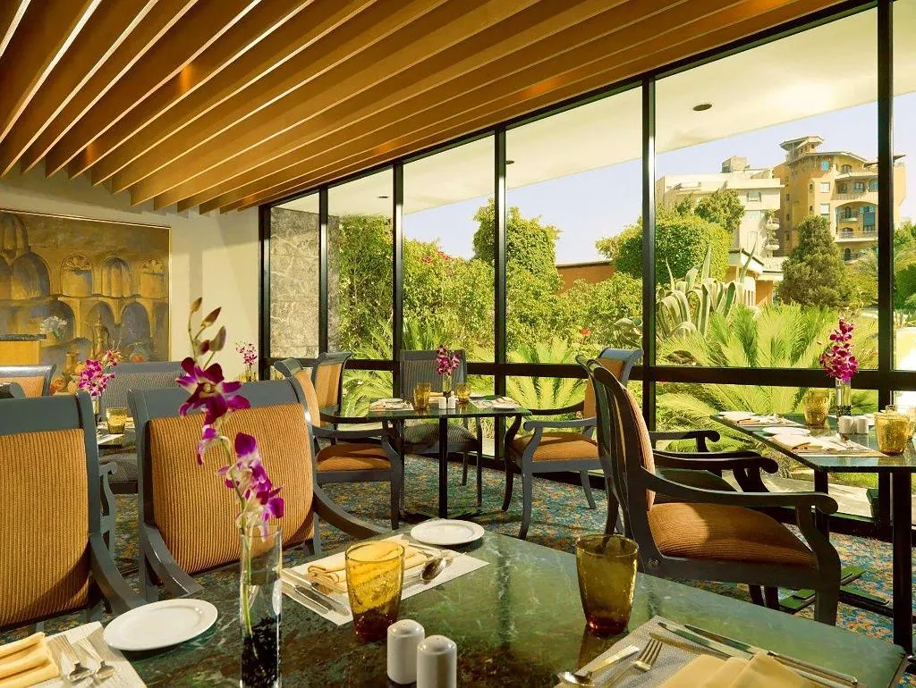 Restaurant, Hilton Cairo Heliopolis, Cairo