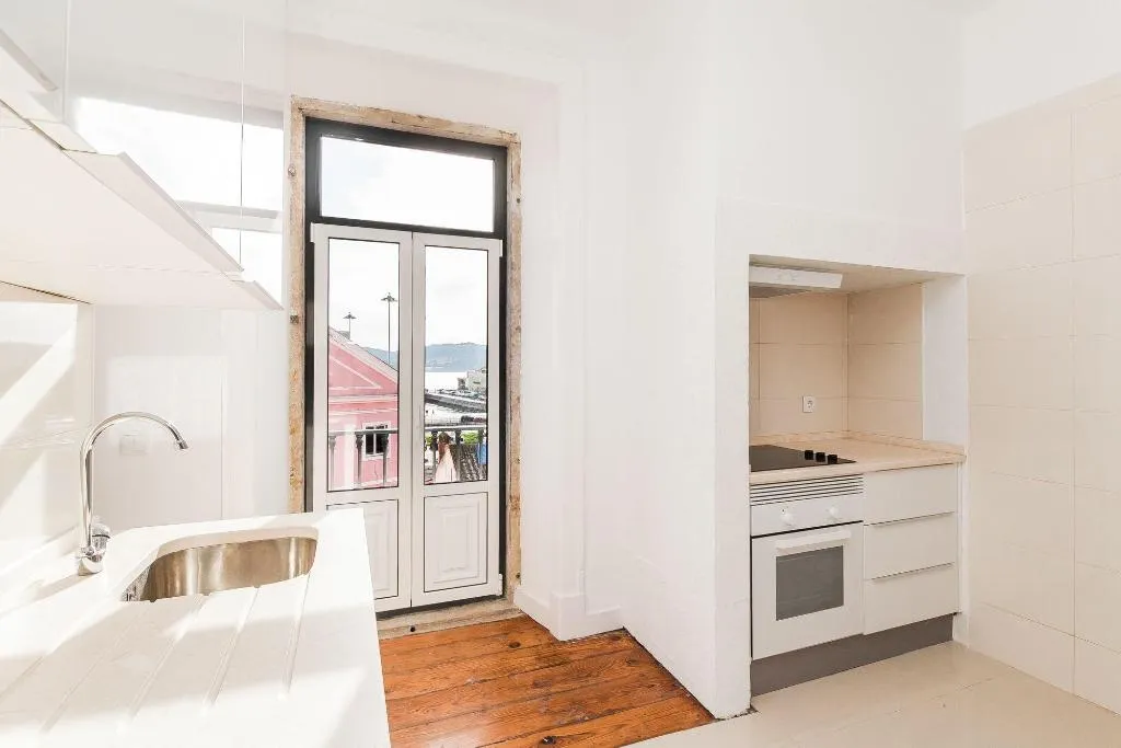 Room, The Lisbon-Way Apartments, Lisbon