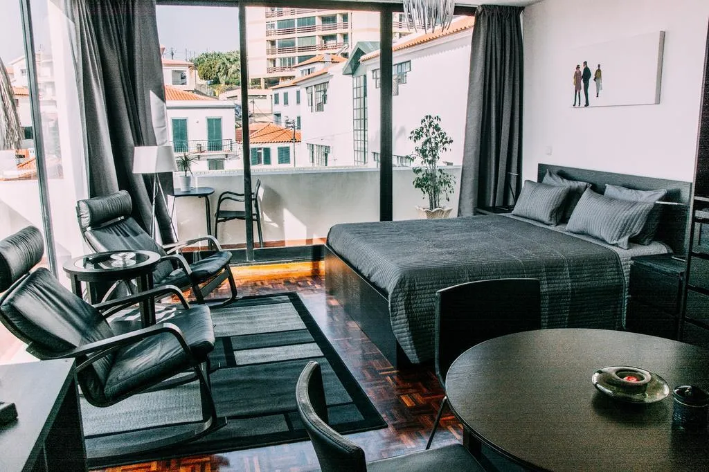 STUDIO SEA VIEW Room, Arts In Apartments Pina, Madeira