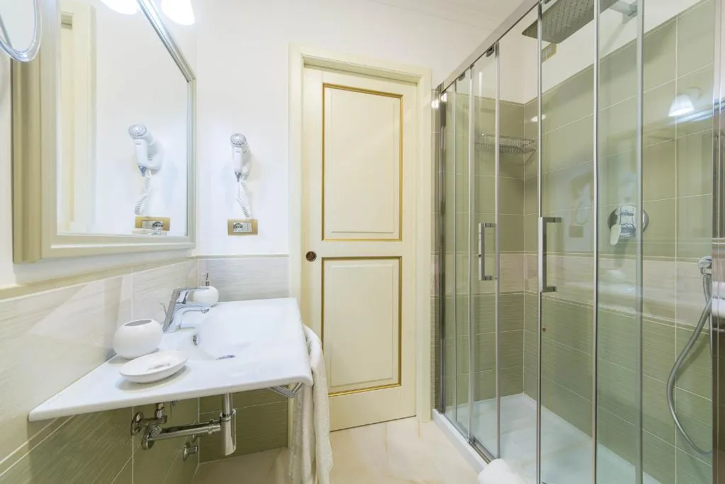 DOUBLE STANDARD Room, B&B Palazzo Montesanto, Naples