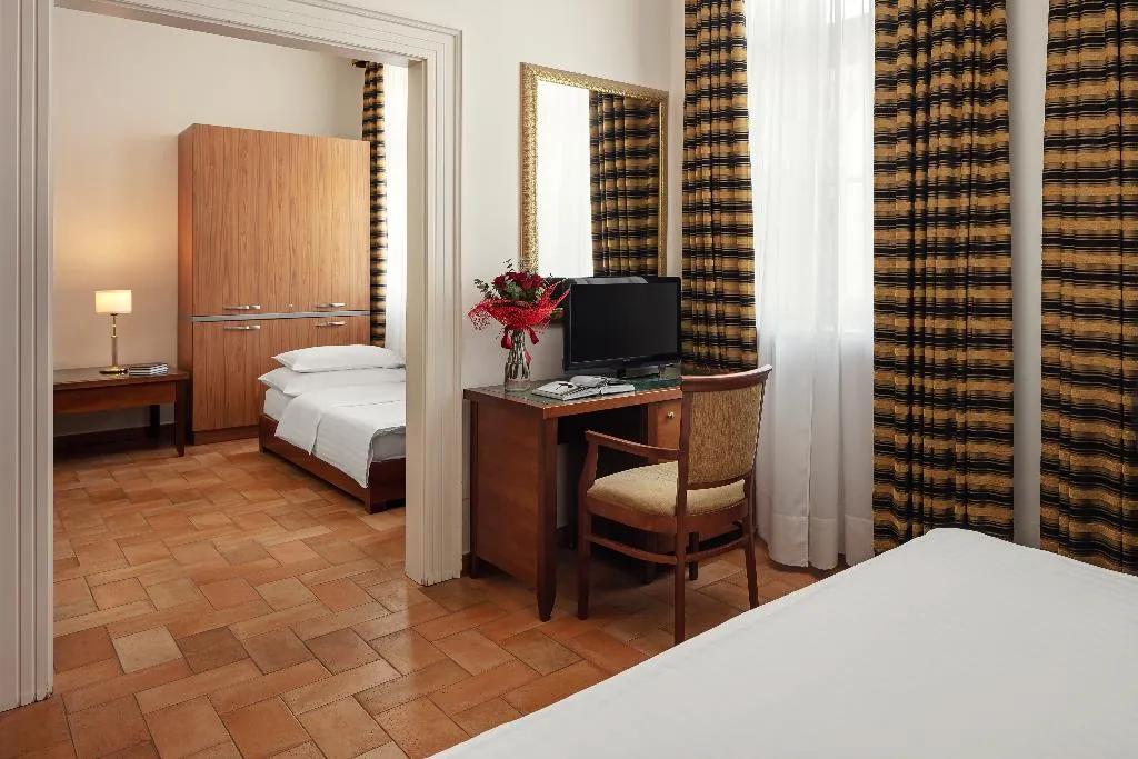 TRIPLE STANDARD Room, Galileo, Prague
