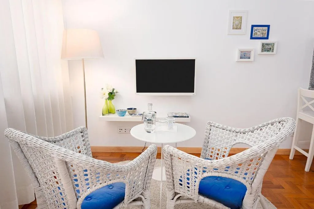 Room, Oporto Stories Apartments - Santa Catarina, 219, Porto