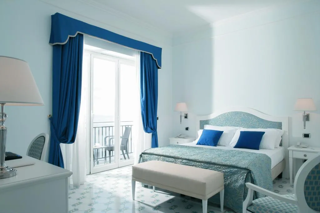 DOUBLE SINGLE USE SEA VIEW Room, Raito, Naples