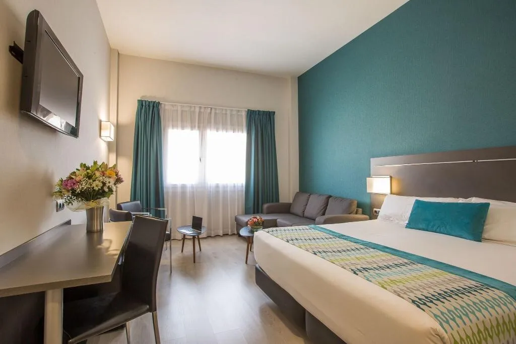 DOUBLE QUEEN SIZE BED Room, Hotel Venture Sant Cugat, Barcelona