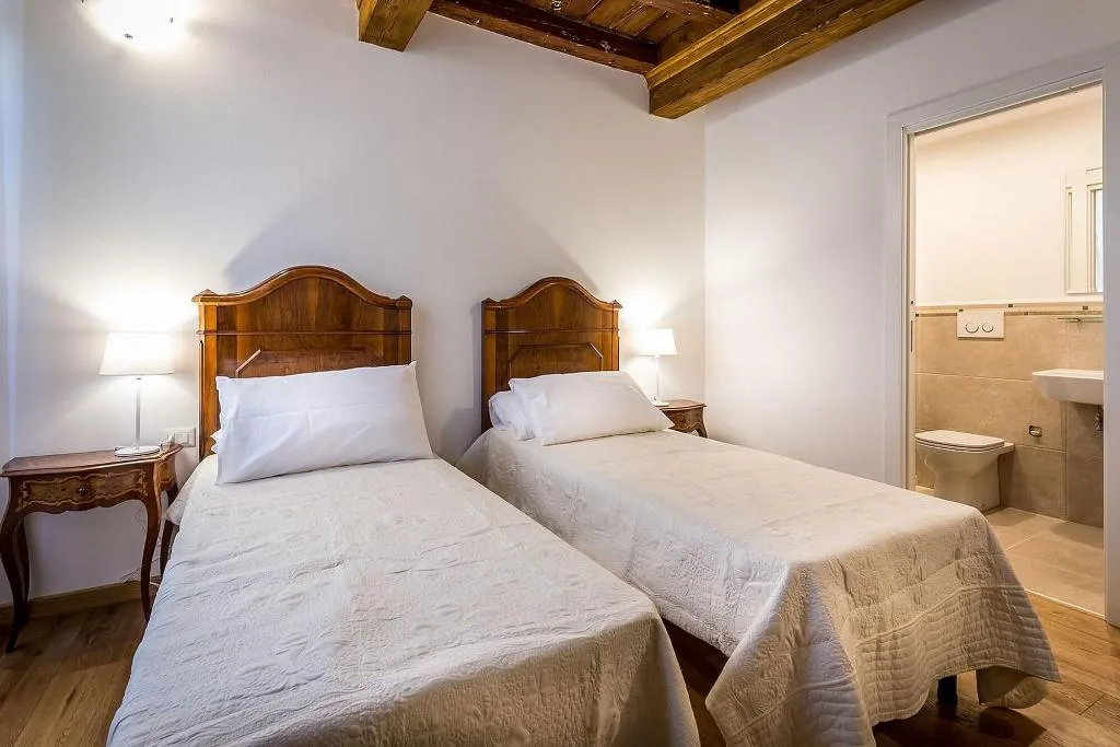 Room, B&B La Stella D'Oro, Florence