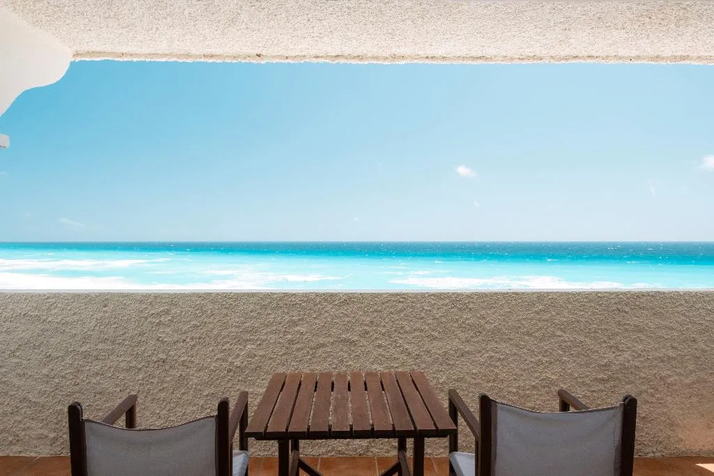 JUNIOR SUITE STANDARD Room, NYX Cancun, Cancun Area