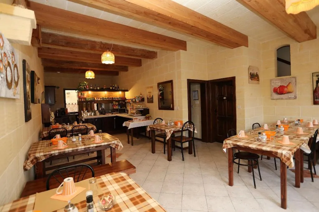 Restaurant, Grotto's Paradise B&B, Gozo