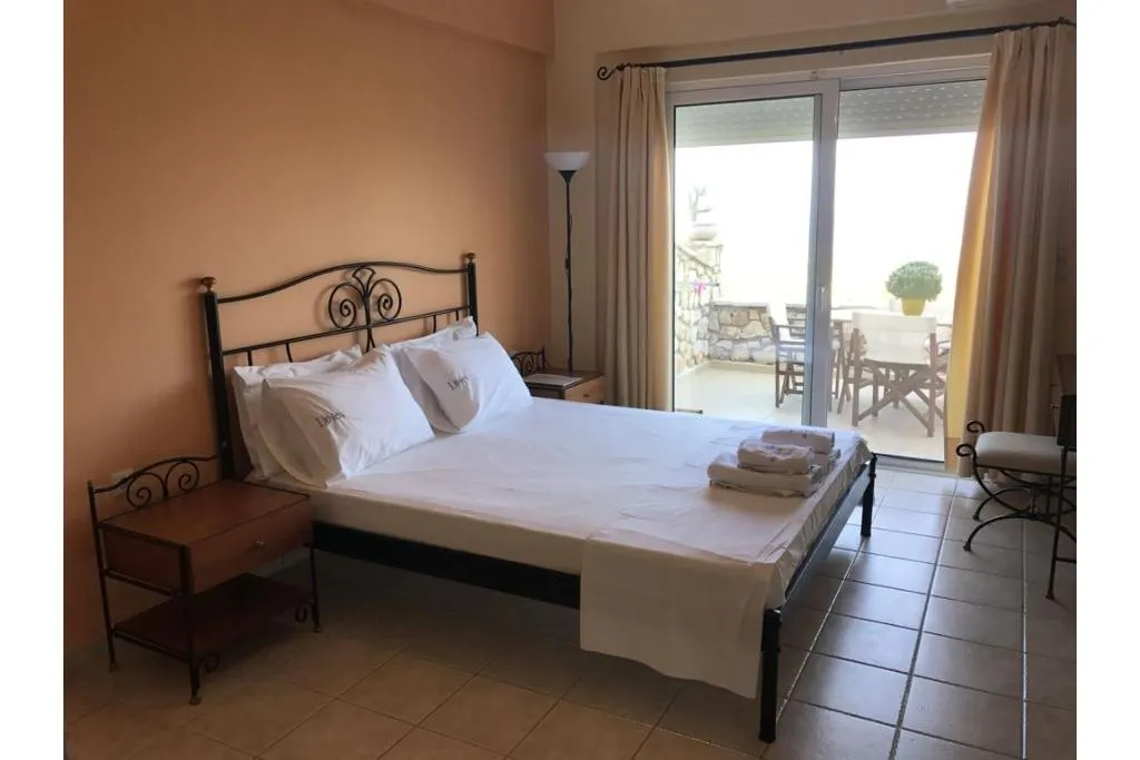 Room, Lithies Studios & Apartments, Zante