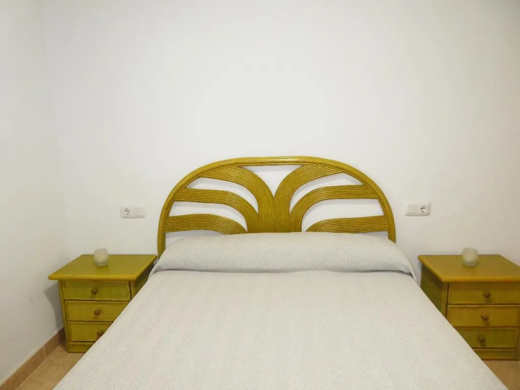 APARTMENT CAPACITY 8 THREE BEDROOMS Room, Apartamentos Tavernes Gandia 3000, Valencia