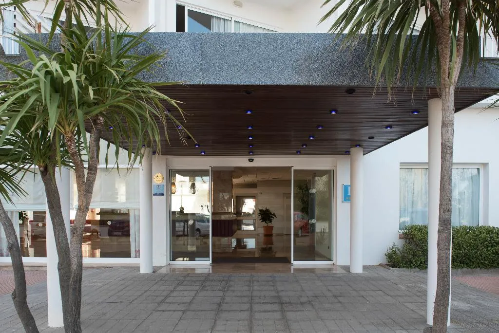 Lobby, Agamenon, Menorca