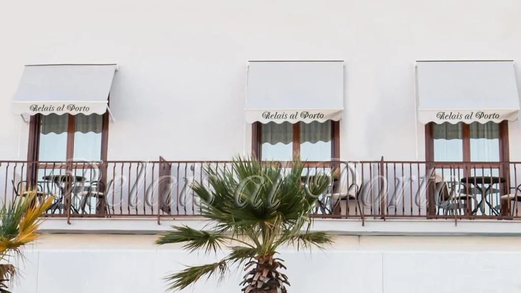 Lobby, Relais Al Porto, Naples