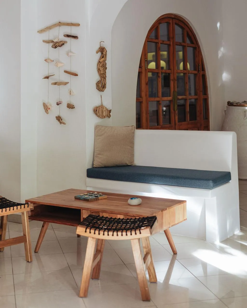 Lobby, Nathalie, Rhodes