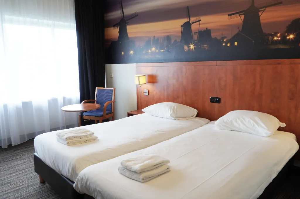 TWIN DELUXE Room, Westlake Hotels Amsterdam, Amsterdam