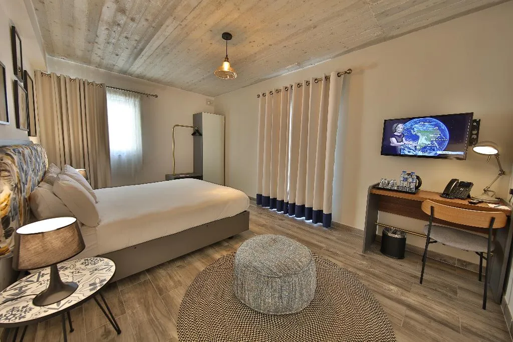 Double or Twin DELUXE Room, Lady Todd, Malta