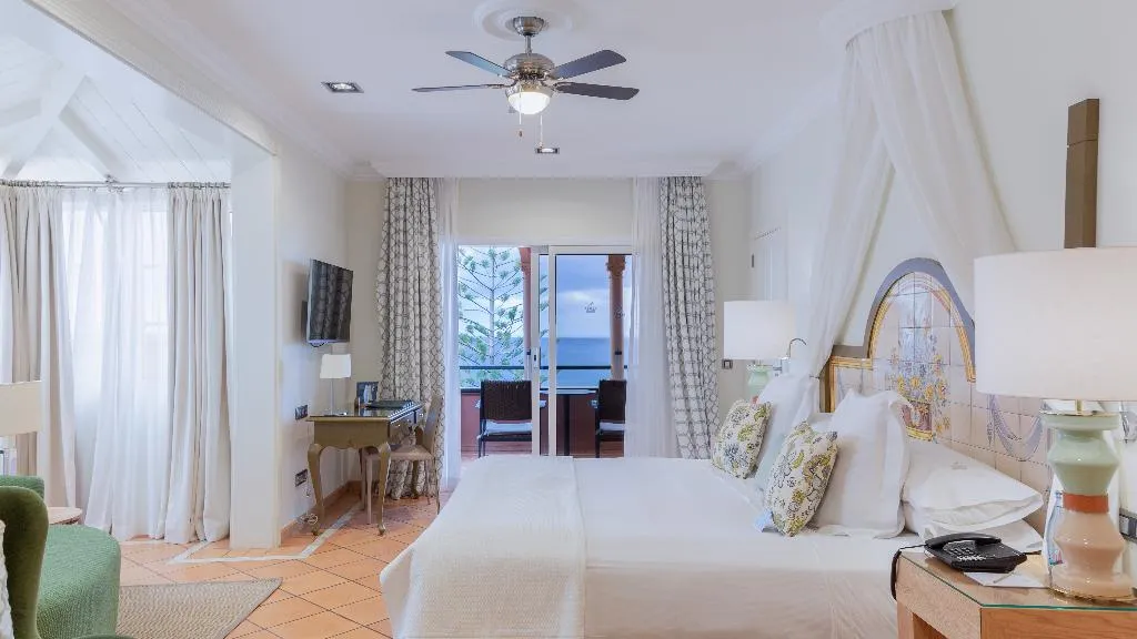 JUNIOR SUITE SEA VIEW Room, Bahia del Duque, Tenerife